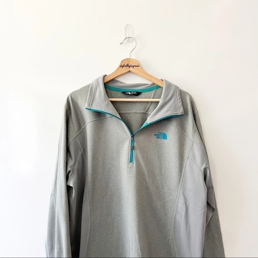 The North Face Fleece Quarter Zip Sweatshirt